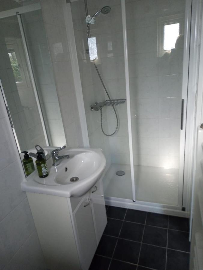 Chalet Bosrand 42 Park Veluwshof 6 P Hoenderloo Exterior foto